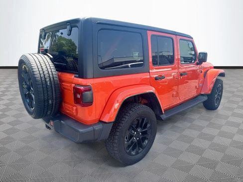 Used 2023 Jeep Wrangler Unlimited Sahara AWD/4WD image 6