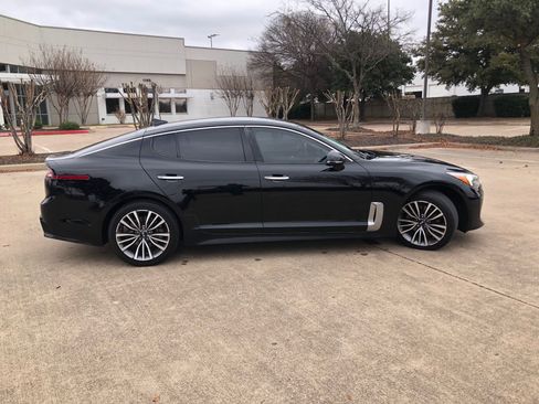 Used 2019 Kia Stinger image 5