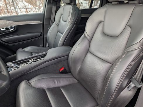 Used 2023 Volvo XC90 T8 Ultimate image 16