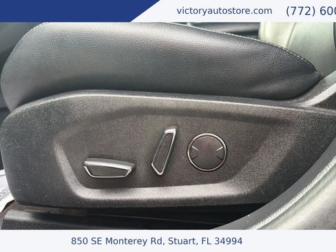 Used 2020 Ford Fusion Titanium AWD/4WD image 12