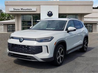 New 2025 Volkswagen Tiguan SE