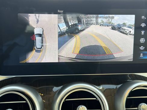 Used 2022 Mercedes-Benz GLC 300 image 26
