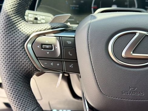 New 2026 Lexus TX 500h AWD image 39