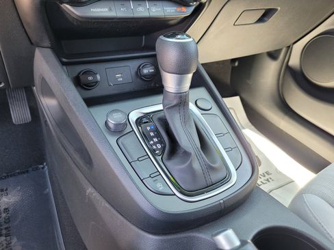 Used 2022 Hyundai Kona SEL w/ Cargo Package FWD image 21