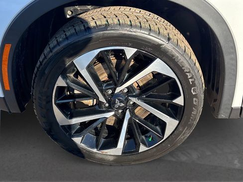 Used 2023 Mitsubishi Outlander SE image 12