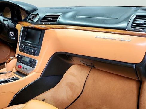 Used 2013 Maserati GranTurismo Sport image 26