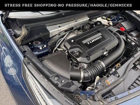 Used 2019 Cadillac XT4 Premium Luxury image 9