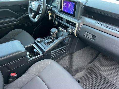 Certified 2025 Toyota Tacoma SR5 image 15