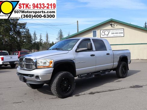 Used 2006 Dodge Ram 2500 Truck SLT w/ Light Group AWD/4WD image 2
