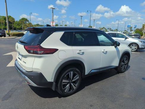 Certified 2023 Nissan Rogue Platinum w/ Platinum Premium Package FWD image 6