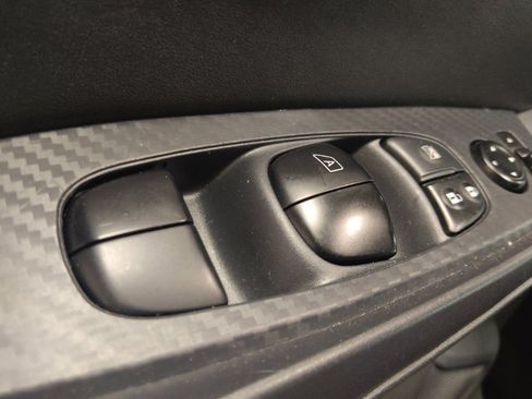 Used 2023 Nissan Sentra SV FWD image 27