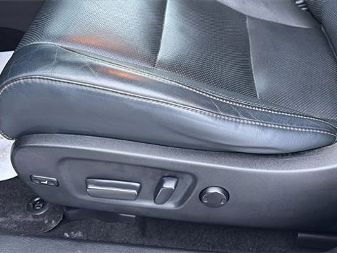 Used 2015 Toyota Highlander Limited image 21