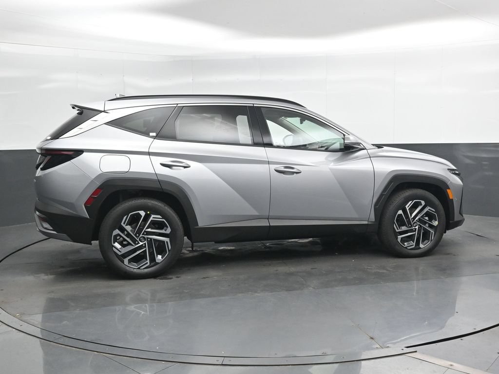 New 2026 Hyundai Tucson Limited AWD/4WD image 3