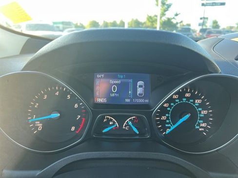 Used 2014 Ford Escape SE image 34