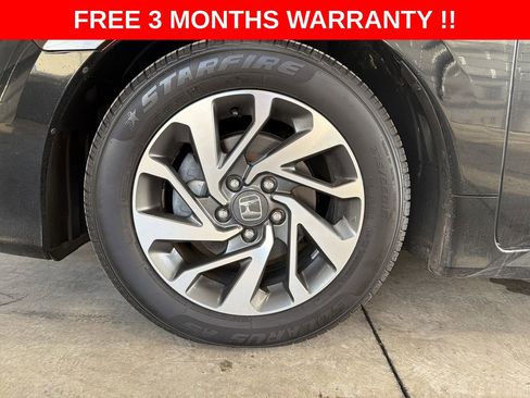 Used 2018 Honda Civic EX image 34