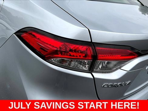 Used 2020 Toyota Corolla LE FWD image 23