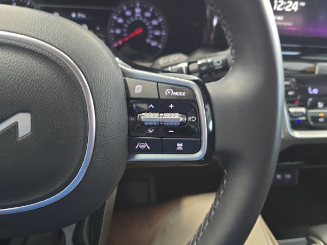 Certified 2023 Kia Sorento X-Line EX AWD/4WD image 19
