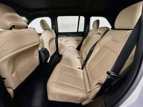 Used 2022 Jeep Grand Cherokee Limited 4xe AWD/4WD image 28