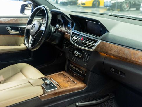 Used 2013 Mercedes-Benz E 350 Sedan image 11