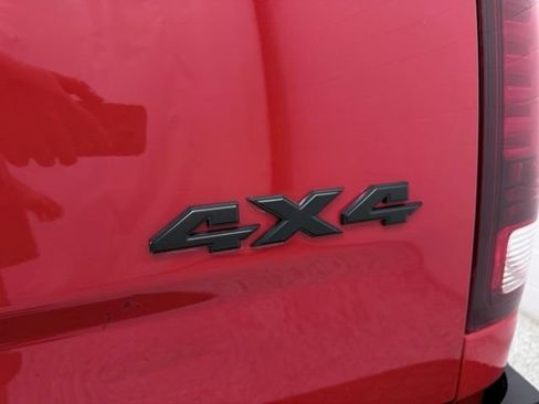 Used 2019 RAM 1500 Warlock w/ Electronics Group AWD/4WD image 10