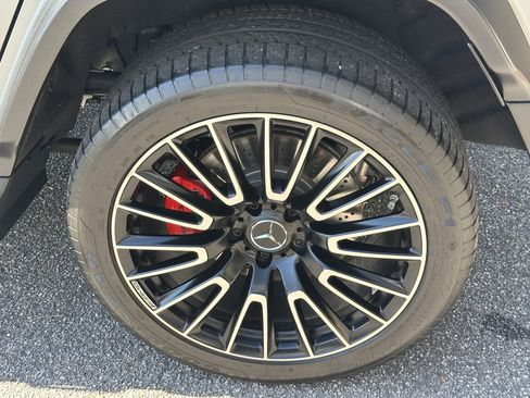 Used 2025 Mercedes-Benz G 63 AMG 4MATIC image 24