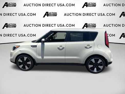 Used 2015 Kia Soul ! w/ Sun & Sound Package FWD image 3