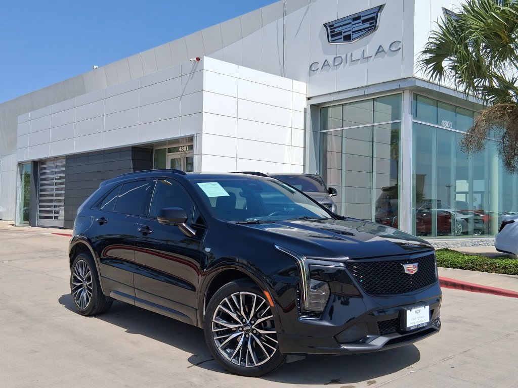 Used 2024 Cadillac XT4 Sport FWD image 1