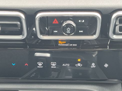 New 2026 Nissan Sentra SV w/ Floor Mat Package FWD image 25