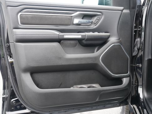 Used 2023 RAM 1500 Laramie AWD/4WD image 16