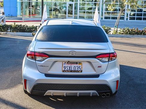 Used 2021 Toyota Corolla SE w/ Carpet Mat Package (TMS) image 6