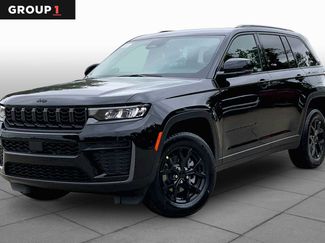New 2026 Jeep Grand Cherokee Altitude RWD video 1