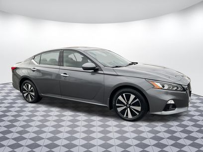Used 2019 Nissan Altima 2.5 SV