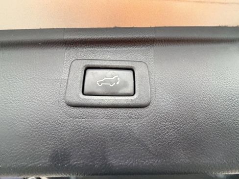 Used 2015 Subaru Outback 2.5i Premium image 27