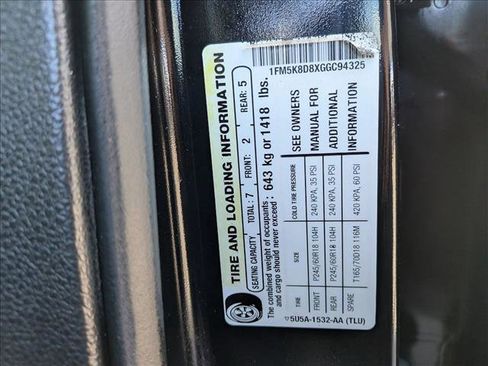 Used 2016 Ford Explorer XLT w/ Equipment Group 202A AWD/4WD image 22