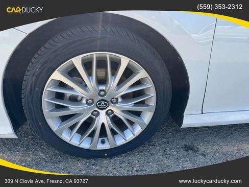 Used 2018 Toyota Camry XLE w/ Audio Package image 26