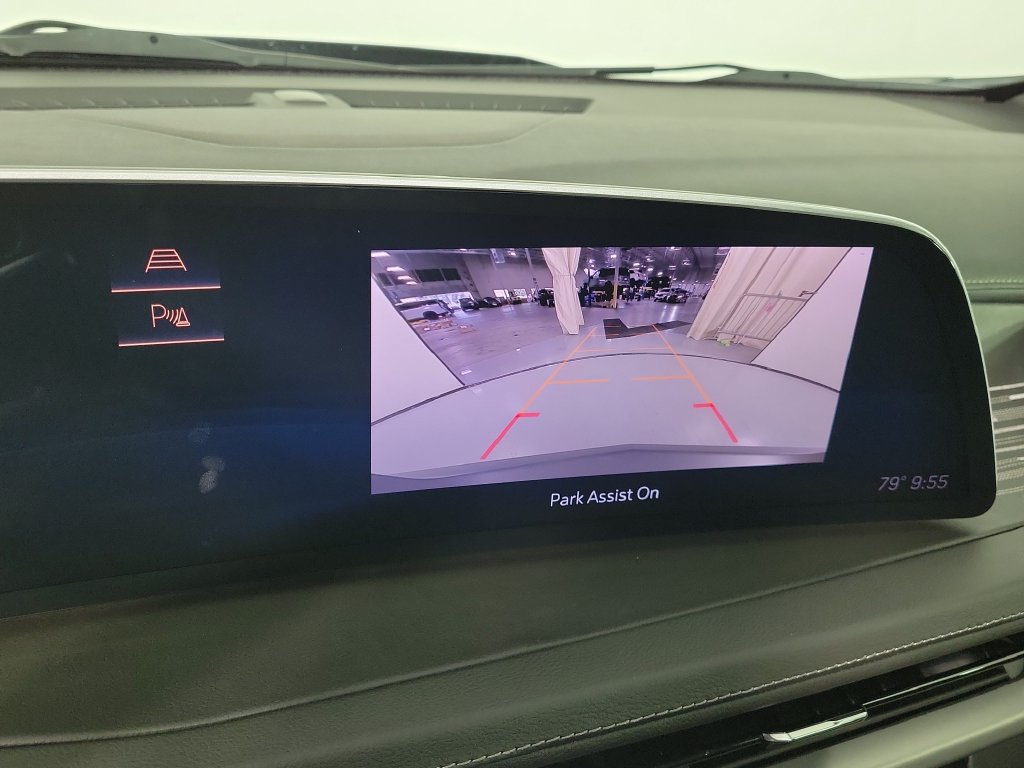 Used 2024 Cadillac XT4 Premium Luxury FWD image 27