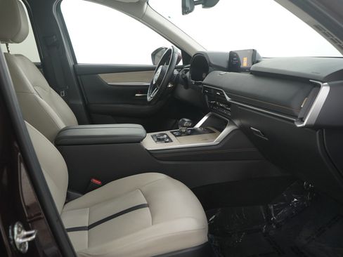 Certified 2024 MAZDA CX-90 Plug-In Hybrid w/ Premium Pkg image 14