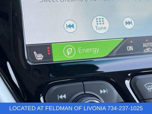 Used 2021 Chevrolet Bolt Premier w/ Infotainment Package FWD image 35