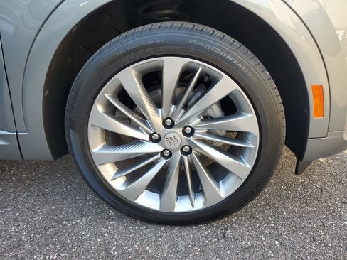 Used 2024 Buick Envision Avenir AWD/4WD image 5