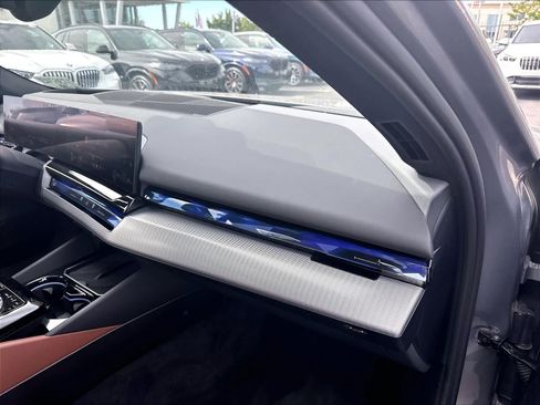 Used 2025 BMW i5 xDrive40 w/ Executive Package AWD/4WD image 26