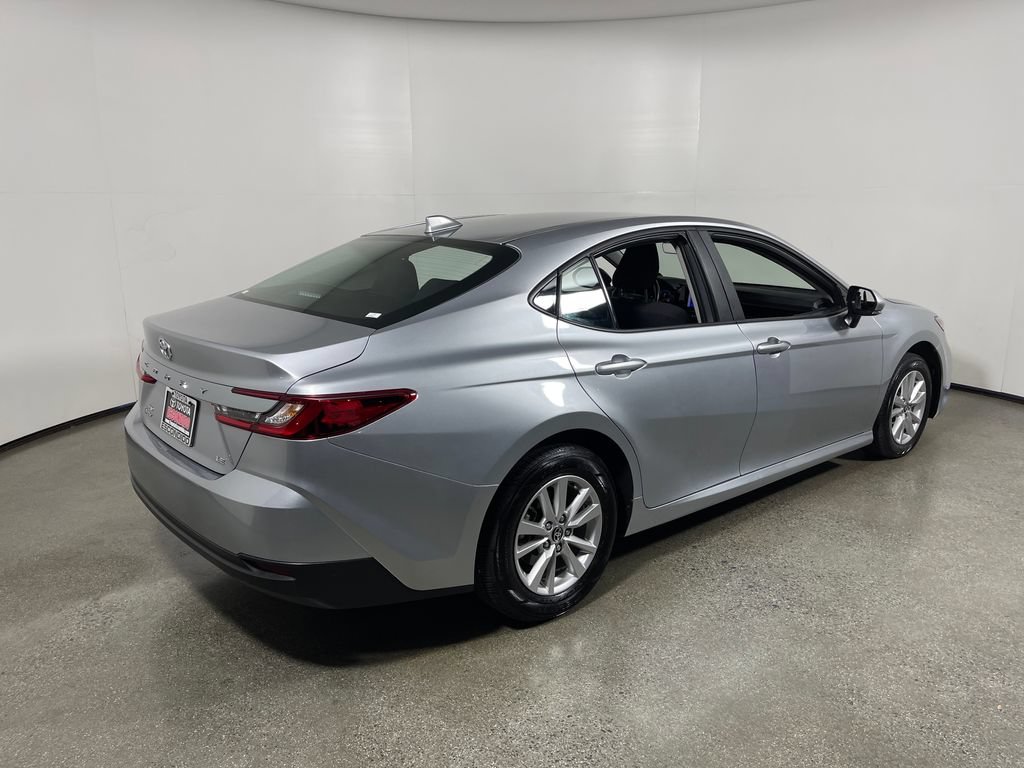 Used 2025 Toyota Camry LE w/ Convenience Package AWD/4WD image 3