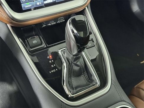 Used 2023 Subaru Outback Touring image 29