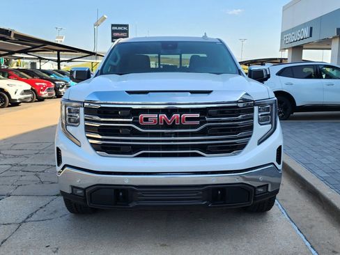 New 2026 GMC Sierra 1500 SLT w/ SLT Premium Plus Package image 9