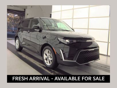 Used 2025 Kia Soul LX