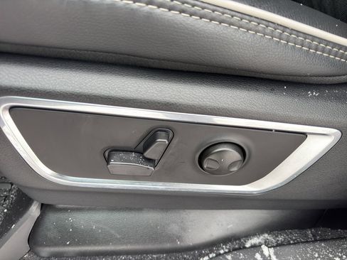 New 2026 RAM 1500 Laramie w/ Night Edition image 17