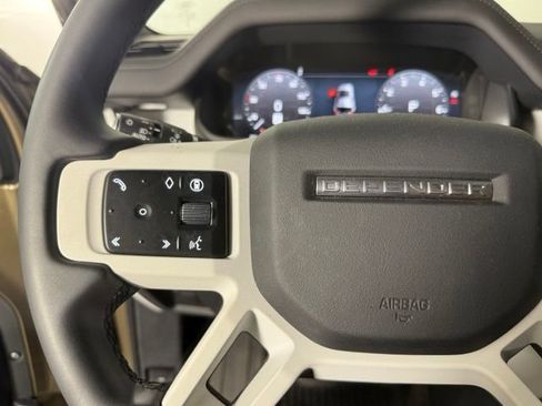 Certified 2025 Land Rover Defender 110 S AWD/4WD image 18