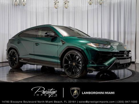 Used 2024 Lamborghini Urus S AWD/4WD image 1
