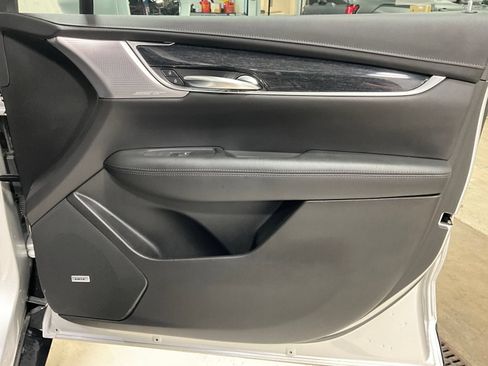 Used 2020 Cadillac XT5 Premium Luxury AWD/4WD image 22