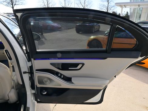 Used 2022 Mercedes-Benz S 580 4MATIC Sedan image 52