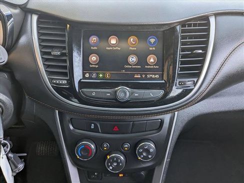 Used 2020 Chevrolet Trax LS w/ Tint and Cruise Package FWD image 15